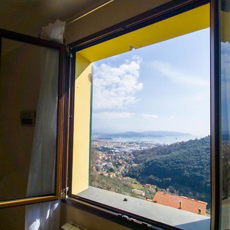 Agriturismo La Pietra 1 E La Pietra 2 Специя Экстерьер фото