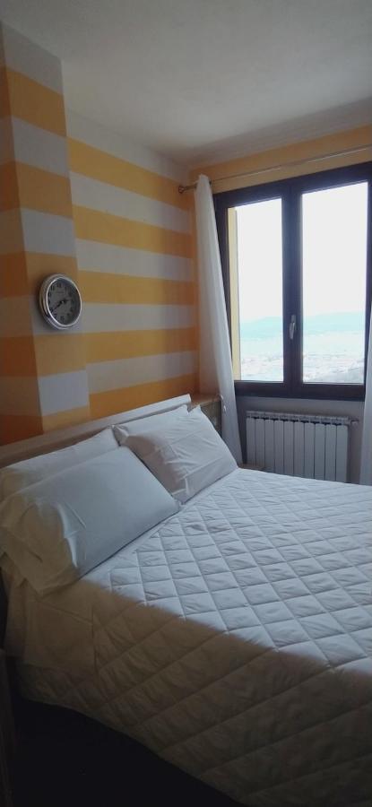 Agriturismo La Pietra 1 E La Pietra 2 Специя Экстерьер фото