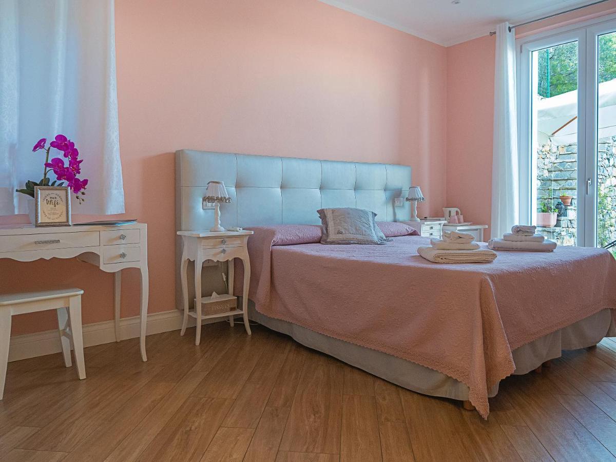 Agriturismo La Pietra 1 E La Pietra 2 Специя Экстерьер фото